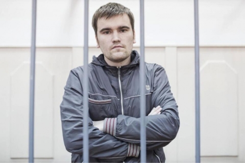 Photo_Gaskarov_behind_bars